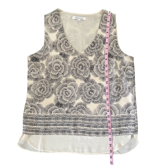 Rose + Olive Black and Cream Floral Sleeveless Layered Hem Blouse M - Picture 11 of 13